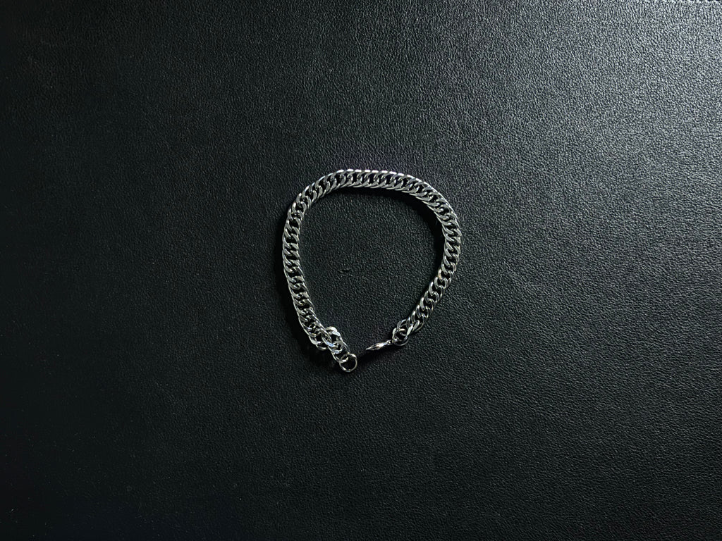 Titan Cuban Link Bracelet Silver -Montclair™